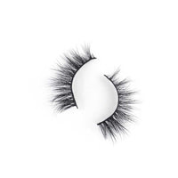  medium length zero fux  lashes 